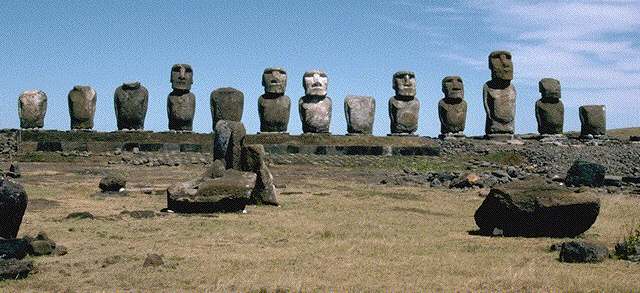 Hilera de Moai